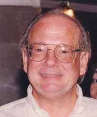 Raymond Moody, pionero en el estudio de las ECMs.